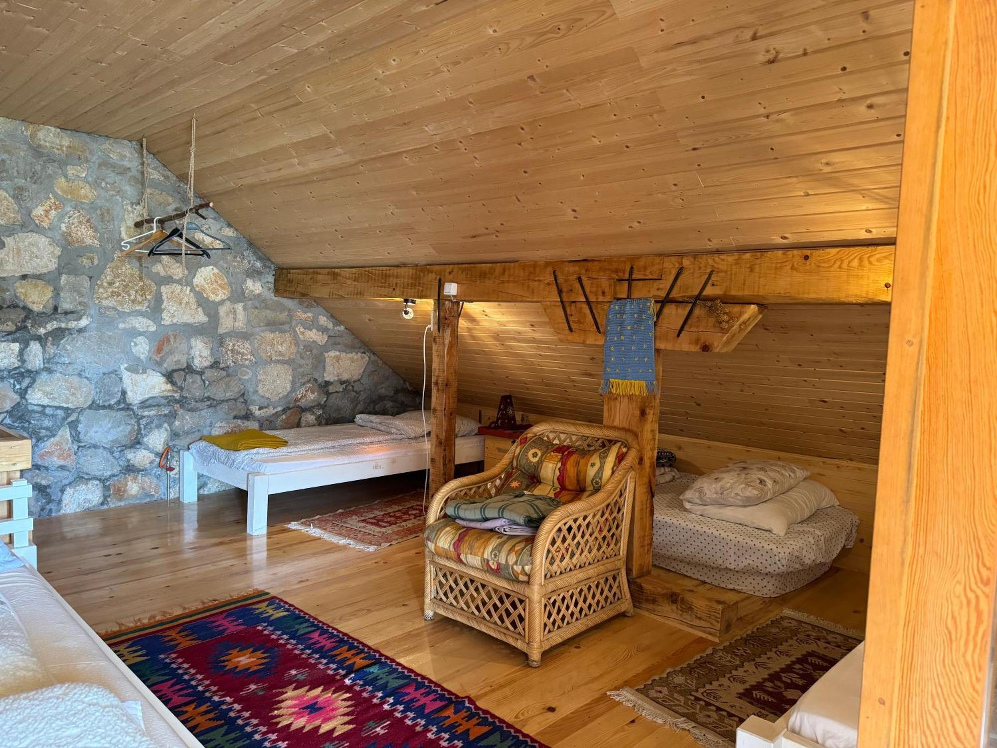 Mountain House Varda Ledenice Bagian luar foto